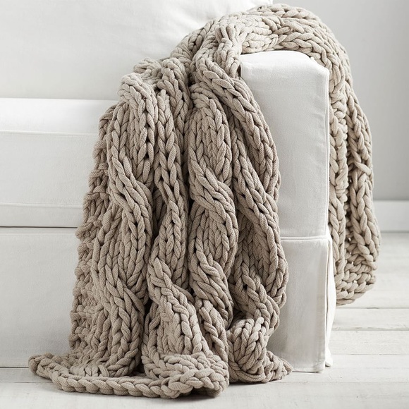 Pottery Barn Colossal Handknit Throw - Picture 1 of 8
